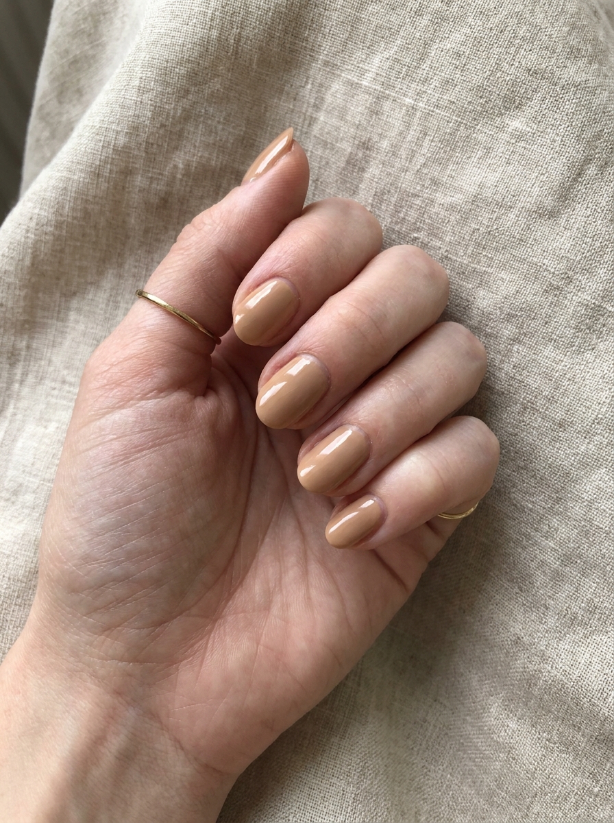 Beige Ovale Nägel als Ovale Nägel Inspiration 2026